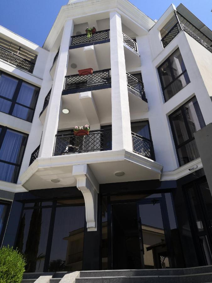 Gega Hotel Gagra Buitenkant foto