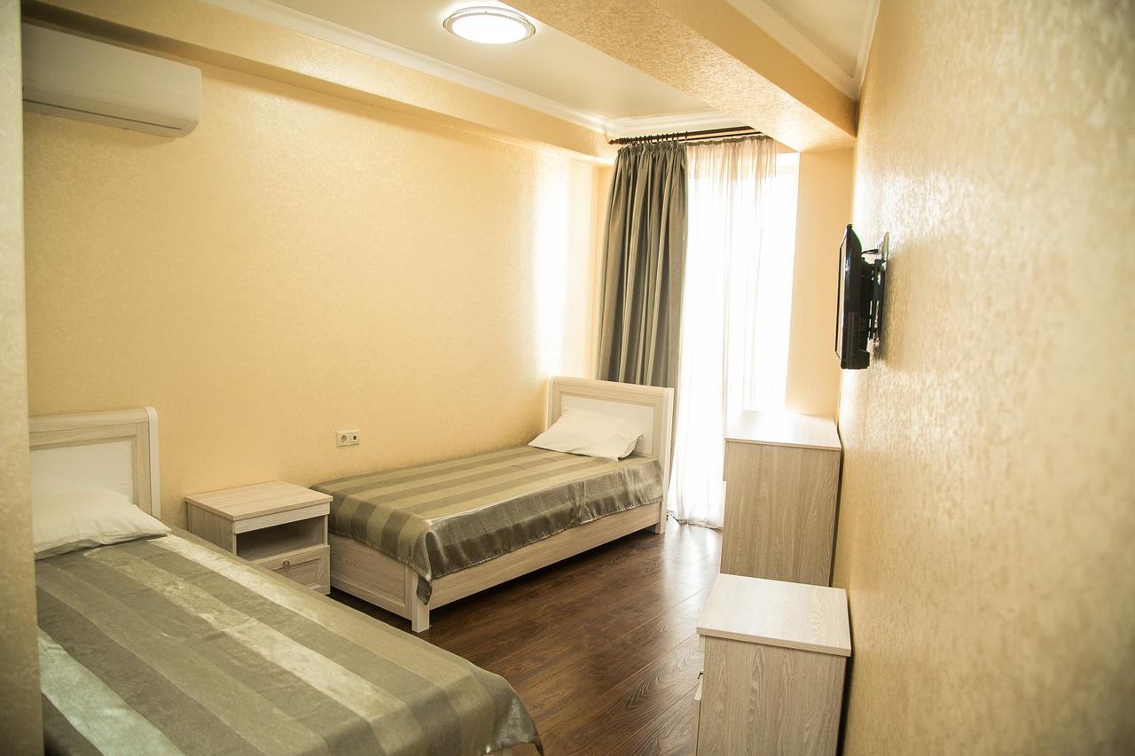 Gega Hotel Gagra Buitenkant foto