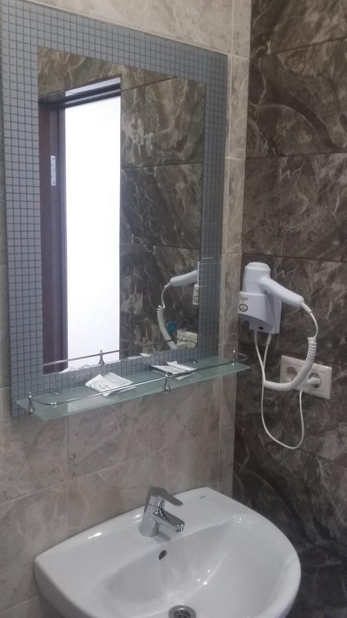 Gega Hotel Gagra Buitenkant foto