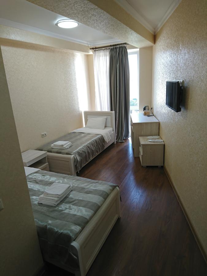 Gega Hotel Gagra Buitenkant foto
